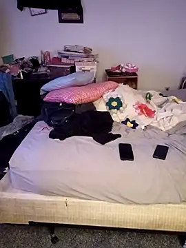 Lauren2012ss online show from November 21, 2025, 3:38 am