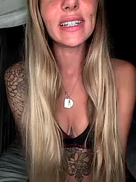 OpheliaRox online show from October 26, 2025, 10:26 am