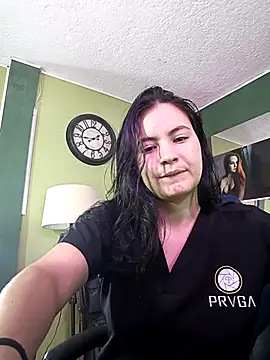 ammy ys online show from October 31, 2025, 6:43 am