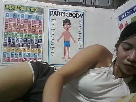 Snapshot of Hot_Lina31 chatting on July 9, 2026, 4:35 am Hot Lina31 online show from July 9, 2026, 4:35 am