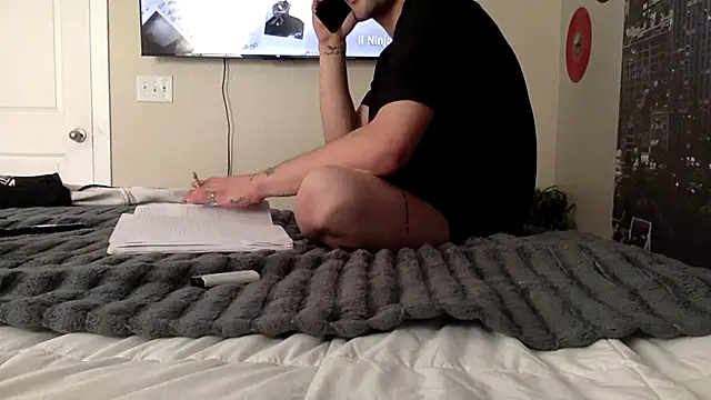 nvthvn555 online show from November 18, 2025, 8:01 pm