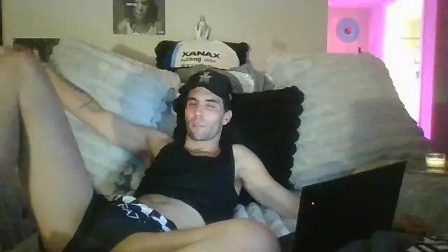 nvthvn555 online show from October 18, 2025, 11:12 am