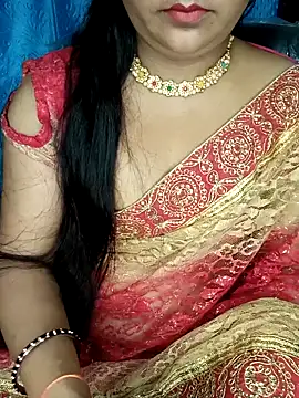 Snapshot of Rashmi_011 chatting on May 15, 2026, 10:52 pm Rashmi 011 online show from May 15, 2026, 10:52 pm