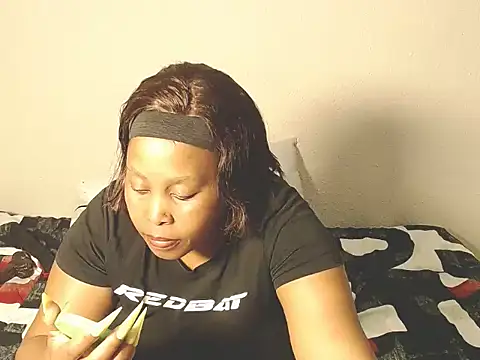 Snapshot of SexyChubyPussyZA chatting on November 9, 2025, 11:25 am SexyChubyPussyZA online show from November 9, 2025, 11:25 am