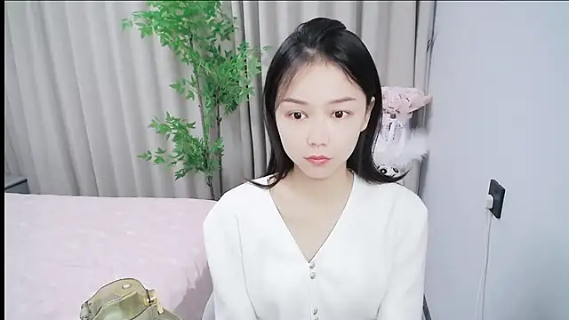 mili0923 online show from October 29, 2025, 1:59 am