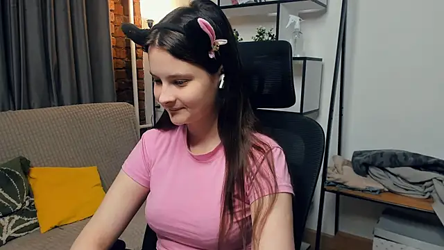 SkyDoll online show from October 11, 2025, 9:16 pm