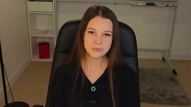 CarolineShaw online show from October 5, 2025, 1:35 pm