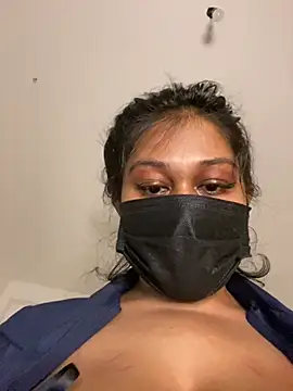 Monica  Bellucci   online show from March 13, 2026, 5:07 pm