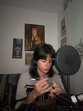 sukulaurens online show from June 14, 2026, 7:53 am