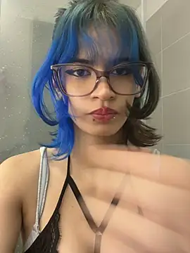 sukulaurens online show from April 15, 2026, 6:45 pm