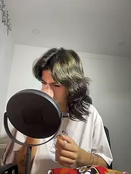 sukulaurens online show from July 20, 2026, 3:36 am