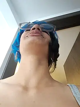 sukulaurens online show from March 26, 2026, 5:00 pm