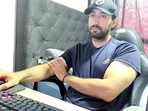 coolfriki online show from October 10, 2025, 5:36 pm