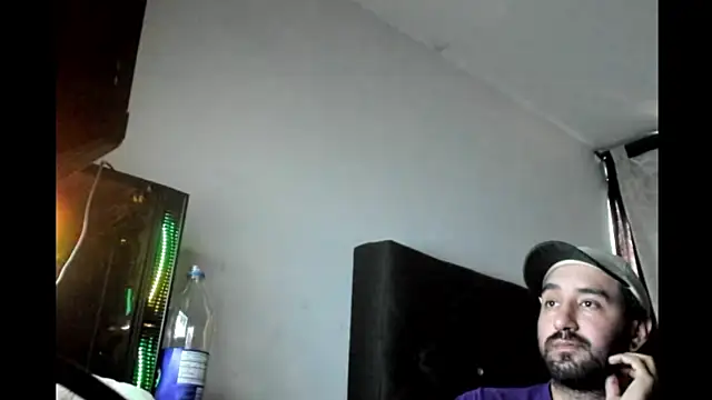 Snapshot of coolfriki chatting on April 21, 2026, 2:56 pm coolfriki online show from April 21, 2026, 2:56 pm