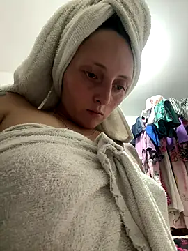 Snapshot of Mia_dca chatting on October 31, 2025, 11:11 pm Mia dca online show from October 31, 2025, 11:11 pm