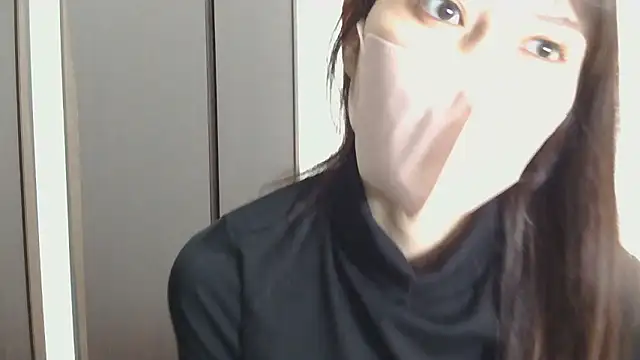 Snapshot of mio_k1 chatting on October 15, 2025, 12:57 pm mio k1 online show from October 15, 2025, 12:57 pm