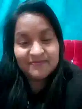 lucia00xx online show from November 5, 2025, 11:52 pm