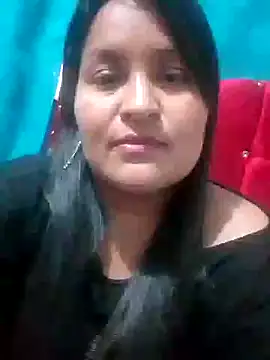 lucia00xx online show from October 13, 2025, 12:45 am