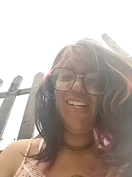 Abby 2-1 online show from October 23, 2025, 7:56 pm