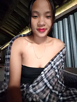 LeyLya online show from November 18, 2025, 1:54 am