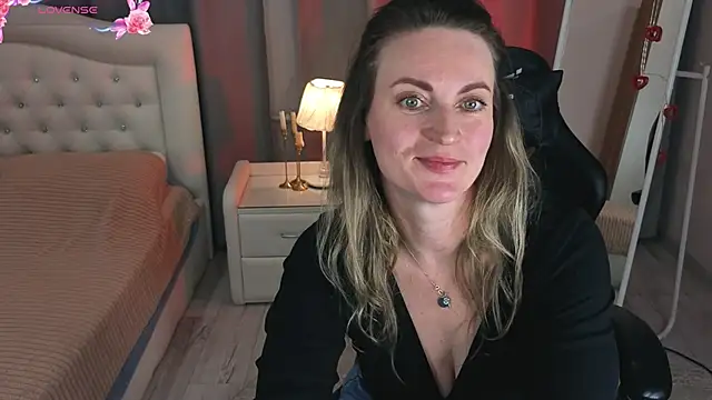 Snapshot of ocean_pleasure chatting on October 9, 2025, 8:09 pm ocean pleasure online show from October 9, 2025, 8:09 pm