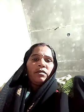 Snapshot of Nm_sanjna chatting on February 3, 2026, 9:53 pm Nm sanjna online show from February 3, 2026, 9:53 pm