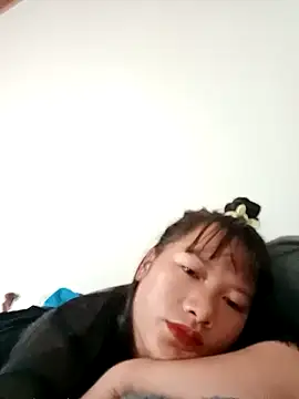 TrangNemo online show from October 19, 2025, 8:55 pm