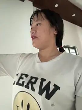 TrangNemo online show from October 16, 2025, 12:52 am