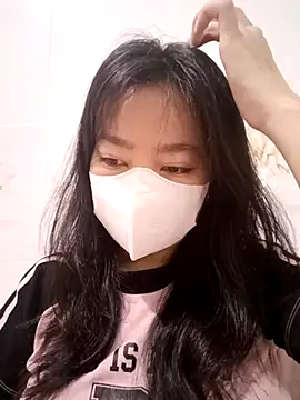 Xuka203 online show from November 8, 2025, 4:27 am