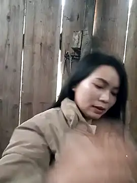 kun-love online show from February 3, 2026, 2:21 am