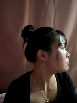 Mylove-here online show from December 18, 2025, 2:38 am