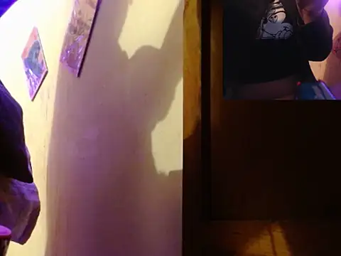 Snapshot of Lunabunnycreamy chatting on November 7, 2025, 12:04 am Lunabunnycreamy online show from November 7, 2025, 12:04 am