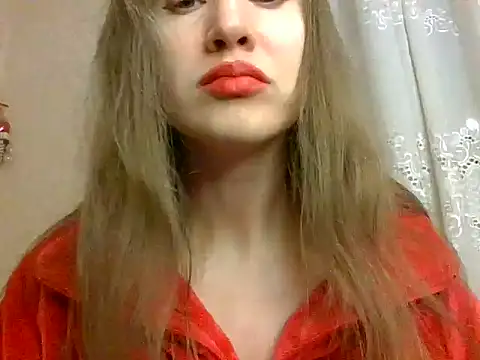 Lynirina online show from March 1, 2026, 10:54 pm