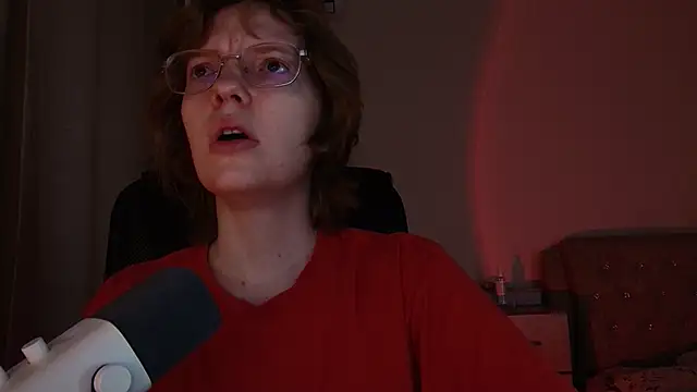 emymayy online show from March 16, 2026, 11:03 am