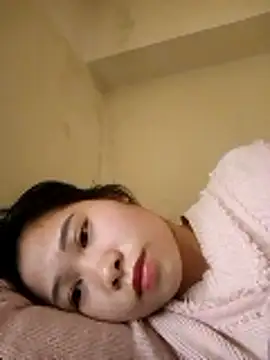 Snapshot of Ripe_me chatting on November 3, 2025, 12:49 am Ripe me online show from November 3, 2025, 12:49 am