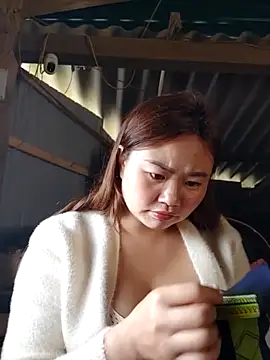 pi-pi-00 online show from December 16, 2025, 2:27 am