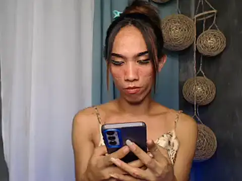 asian queen31 online show from January 10, 2026, 2:40 am