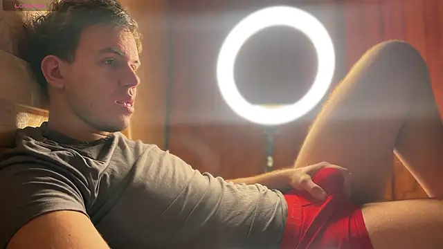 Snapshot of mynameischris chatting on March 1, 2026, 7:41 am mynameischris online show from March 1, 2026, 7:41 am