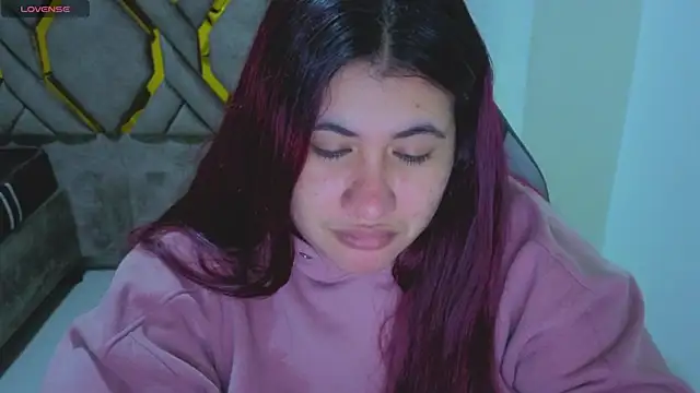 Snapshot of Addyy_02 chatting on November 16, 2025, 1:43 am Addyy 02 online show from November 16, 2025, 1:43 am