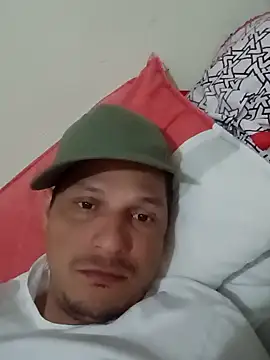 Ferrer2013 online show from October 6, 2025, 3:02 pm