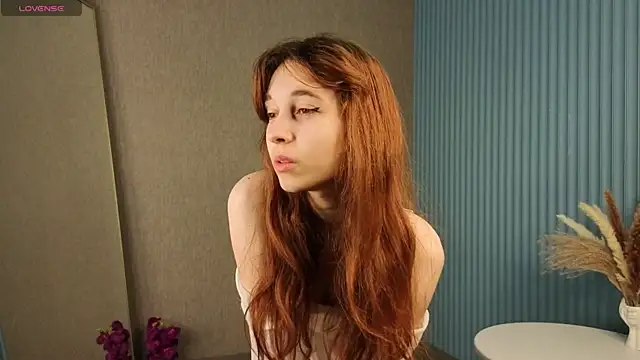 kitsun ne online show from May 14, 2026, 6:21 am