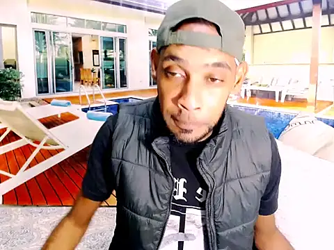 Snapshot of IndianMagicMike chatting on November 30, 2025, 4:52 pm IndianMagicMike online show from November 30, 2025, 4:52 pm