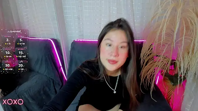 TamaraKarter online show from November 27, 2025, 12:38 pm