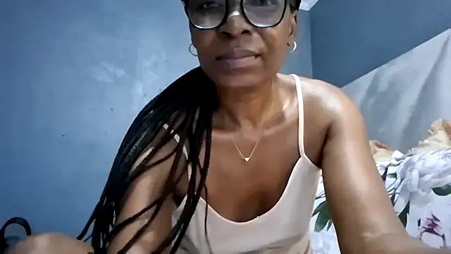 NaughtyCouga online show from June 5, 2026, 5:12 am