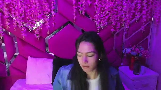 Gisell Squirt  online show from October 15, 2025, 11:40 am