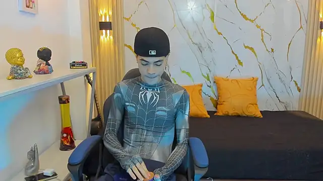 JacobBlackwell  online show from January 14, 2026, 7:28 pm