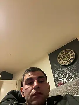 Didotue online show from January 10, 2026, 11:55 pm