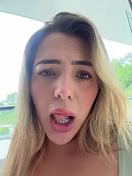 camila vanucci- online show from June 24, 2026, 4:05 pm