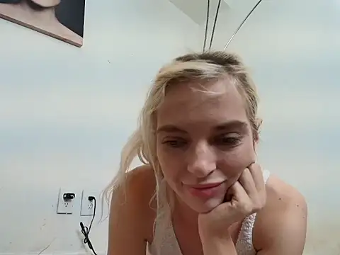 lanasharapova online show from October 8, 2025, 10:10 pm