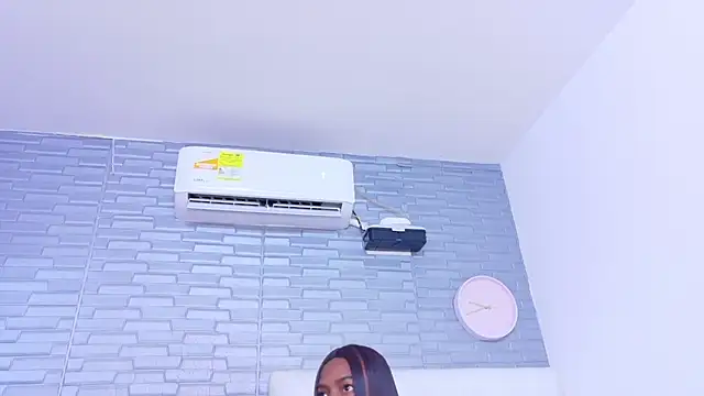 Snapshot of Hungry_pussy18 chatting on November 12, 2025, 1:59 pm Hungry pussy18 online show from November 12, 2025, 1:59 pm